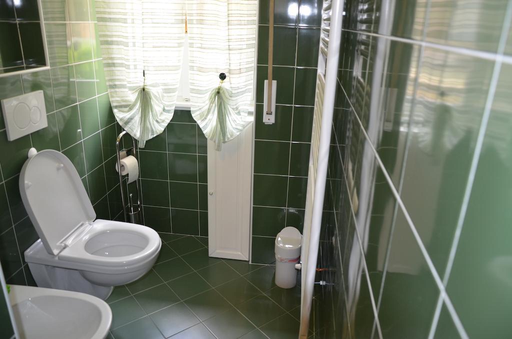 Green Quercia Apartment Como Room photo