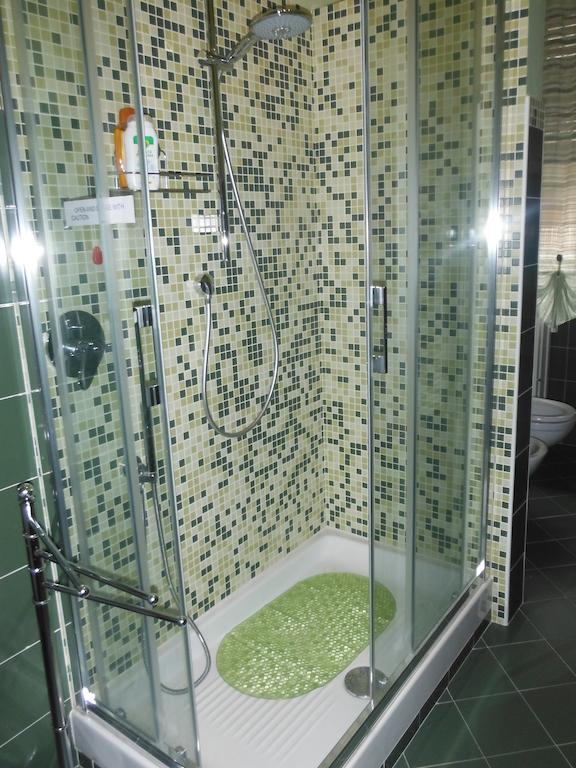 Green Quercia Apartment Como Room photo